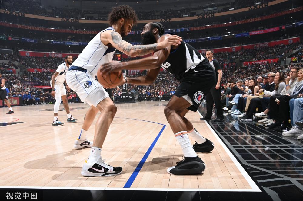 承受了更多 承受了更多