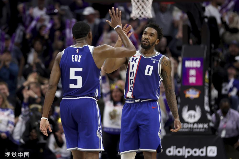 对步行者的 对步行者的